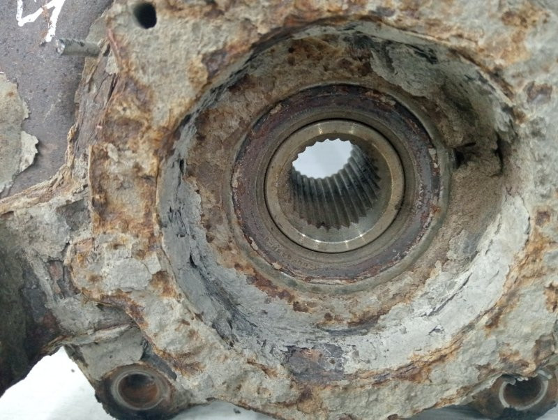 Кулак поворотный правый со ступицей SsangYong Kyron DJ 2.7 D27DT 2005 (б/у) Киев - изображение 4