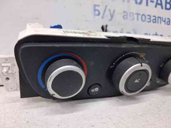 Блок управления кондиционером Renault Megane 2008-2016 1072183A (Арт. 63878) Киев