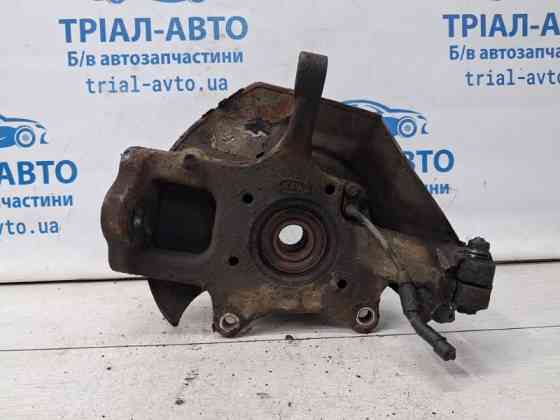 Кулак поворотный левый со ступицей Kia Sorento BL 2.5 DIESEL D4CB 2002 (б/у) Киев