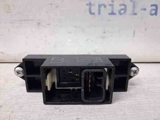 Кнопка стеклоподъемника Mitsubishi ASX GA 1.8 DIESEL 4N13 2010 (б/у) Киев