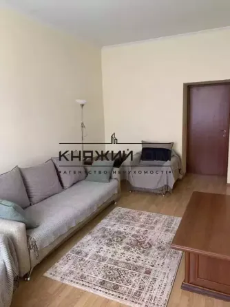 Оренда в самому центрі міста! 2-к.кв. на Хрещатику 21 Киев