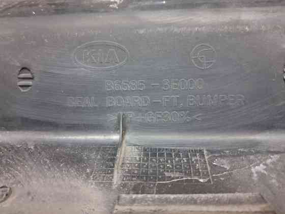 Накладка передней панели Kia Sorento BL 2.5 DIESEL D4CB 2002 (б/у) Киев