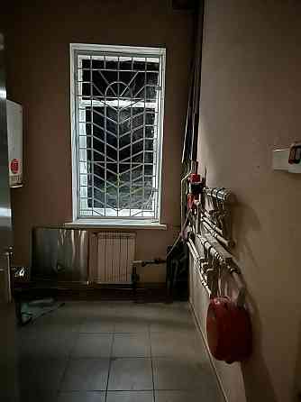 Продам коммерческое помещение 3х-этажное отдельно стоящее здание Дніпро