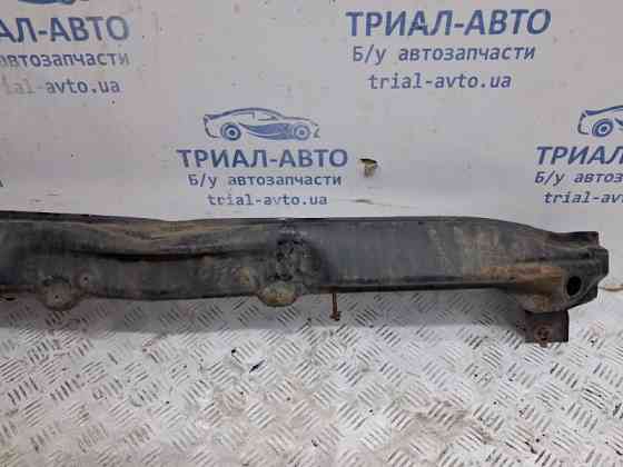 Усилитель бампера передний Mitsubishi L200 KB 2.5 DIESEL 4D56 2006 (б/у) Киев