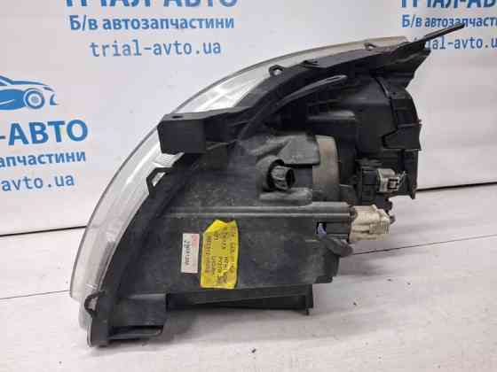 Фара правая галоген Toyota Avensis 2002-2010 8113005211 (Арт. 71321) Київ
