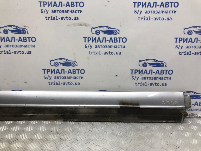 Накладка порога внешняя правая Mitsubishi Pajero Wagon 3 3.2 ДИЗЕЛЬ 4M41 1999 (б/у) Киев - изображение 3