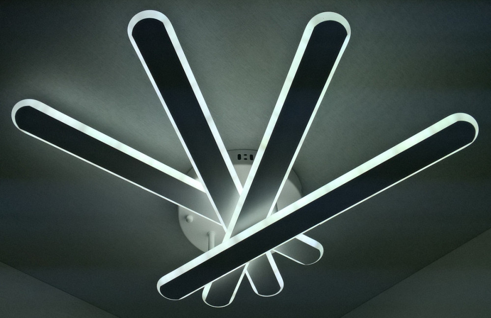 Світлодіодна стельова LED люстра 6202/4-wh Білий 12х51х60 см. Киев - изображение 1