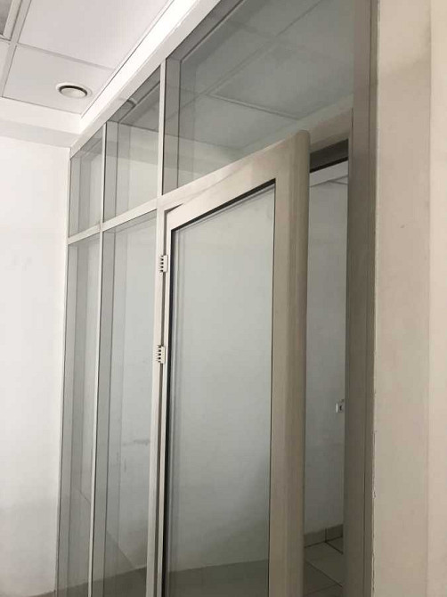 Перегородка Стеклянная из Алюминиевого Профиля с Дверями. Київ - зображення 4