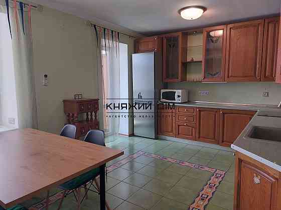 Оренда 3-кімнатної роздільної квартири, метро Олімпійська, Палац Україна. № 11203592 Киев