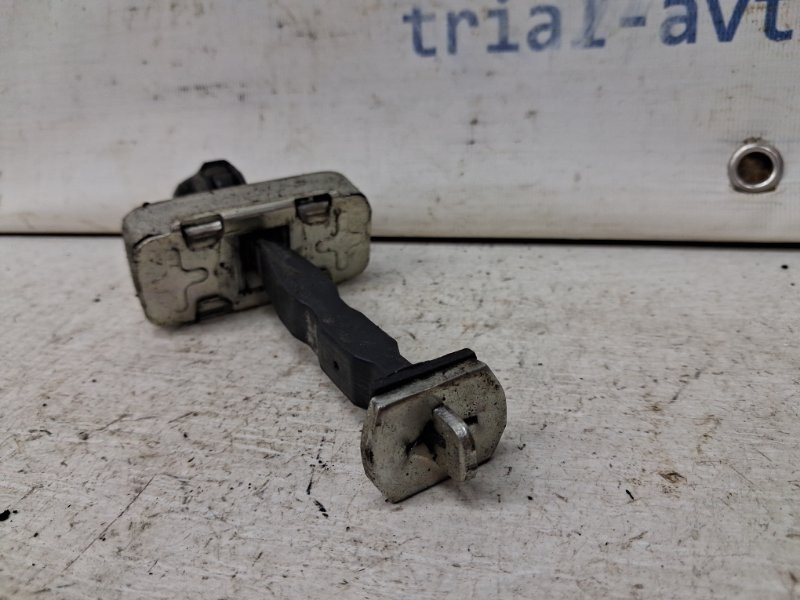 Ограничитель двери передний правый Infiniti Q50 V37 2.2 DIESEL OM651 2013 (б/у) Київ - зображення 3