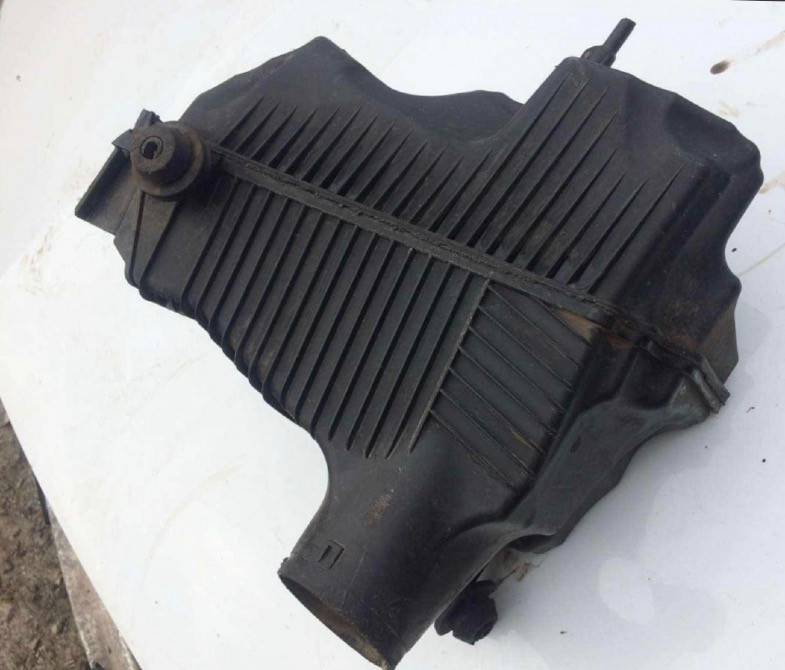 Б/у корпус воздушного фильтра Renault Megane Scenic 2, 8200369798, 8200369775, 8200340661 Кропивницкий - изображение 1