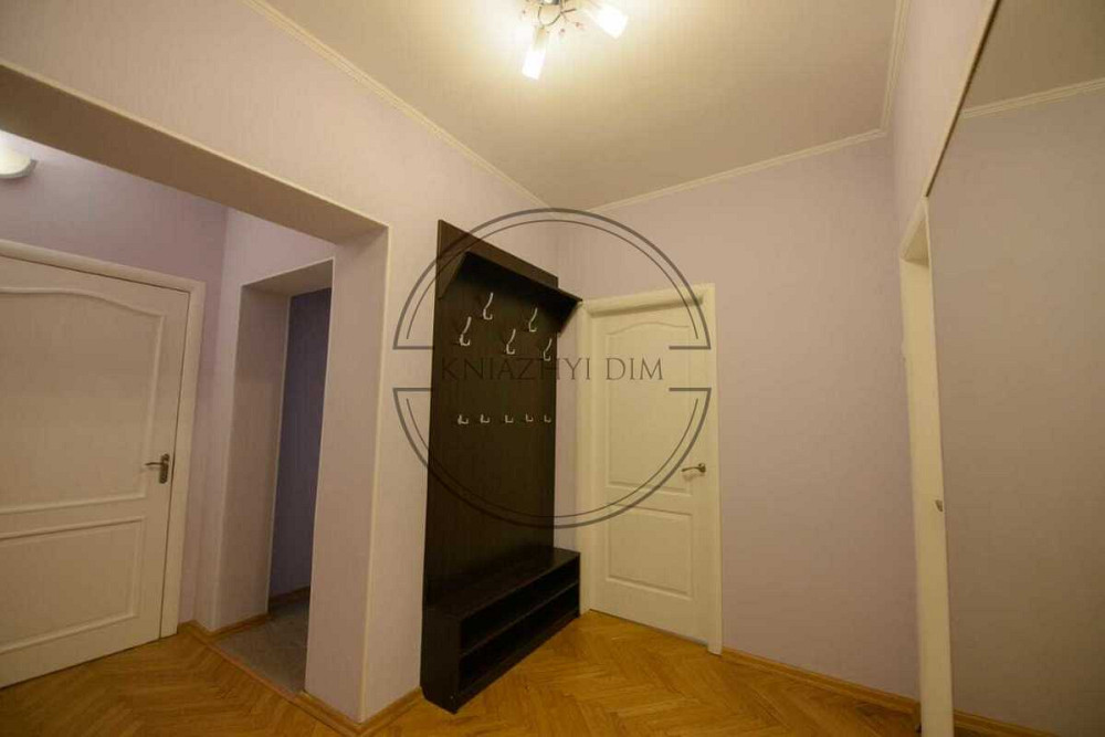 Отличная раздельная 3 к.кв. на Майдане Независимости. Код объекта: № 21123014 Киев - изображение 9