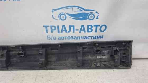 Накладка двери Renault Megane 3 1.5 DIESEL K9K 2008 перед. прав. (б/у) Київ
