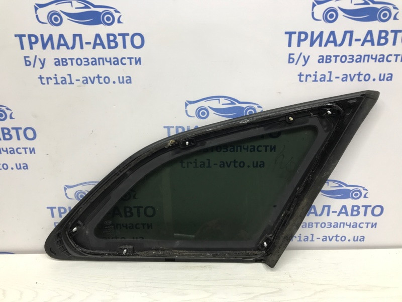 Стекло в кузов заднее левое Kia Ceed JD 1.6 DIESEL D4FB 2012 (б/у) Київ - зображення 3