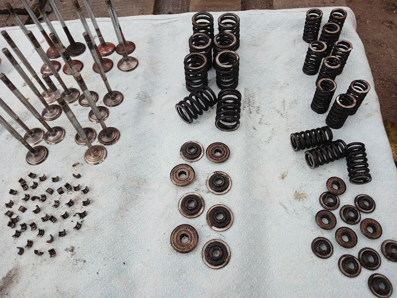 Клапан впуск, випуск, Фолькс, Ауді 1.8, 20v, оригінал, VAG 058109601C, 058109611M Вінниця - зображення 4