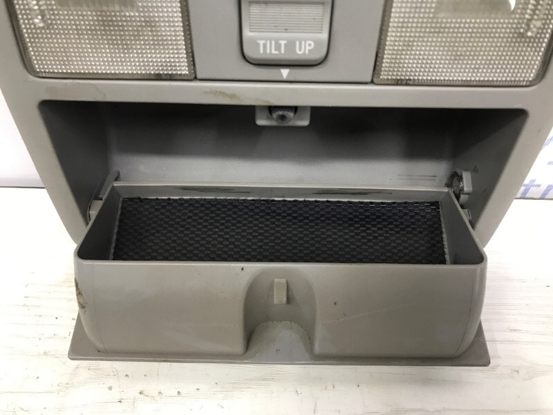 Плафон передний Toyota RAV 4 A30 2.0 БЕНЗИН 1AZFE 2005 (б/у) Киев - изображение 2