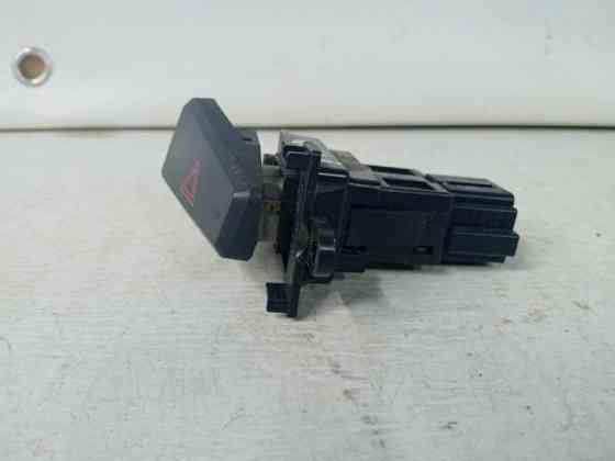 Кнопка аварийки Mitsubishi Pajero Wagon 4 3.2 ДИЗЕЛЬ 4M41 2006 (б/у) Киев