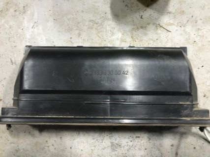 Бу клапан вентиляции салона Mercedes W168, 1688300042, A1688300042 Кропивницький - зображення 1