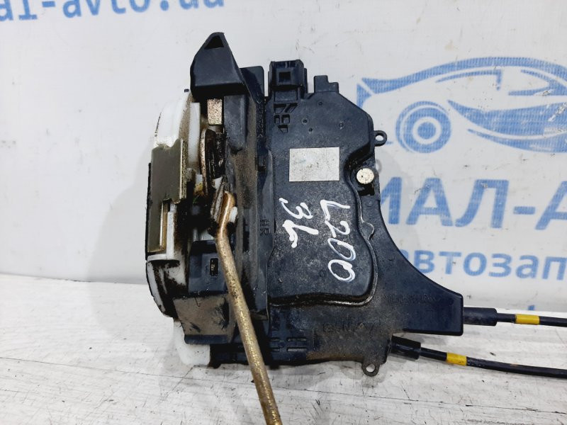 Замок двери задний левый Mitsubishi L200 KB 2.5 ДИЗЕЛЬ 4D56U 2006 (б/у) Киев - изображение 2