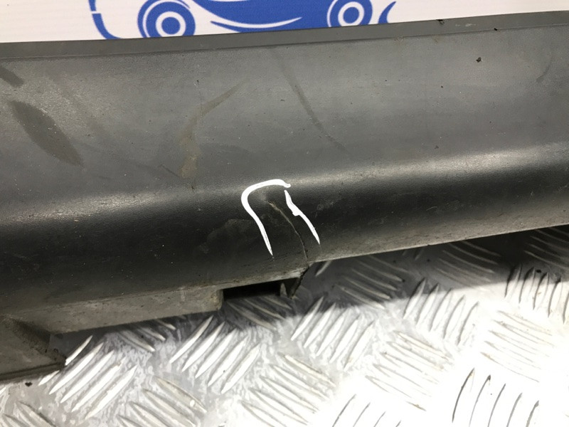 Накладка порога внешняя правая Nissan Tiida C11 1.6 БЕНЗИН HR16 2004 (б/у) Киев - изображение 3