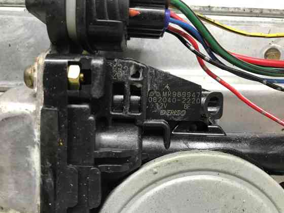 Стеклоподъемник передний правый Mitsubishi Pajero Wagon 1999-2006 MN117058 (Арт. 57482) Киев