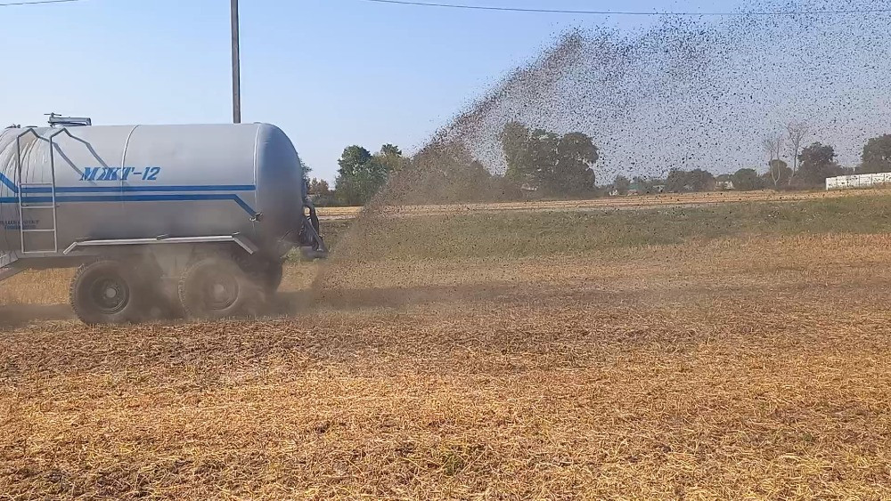 Бочка МЖТ-12 навозу з насосом розкидачем та мішалкою Белая Церковь - изображение 2