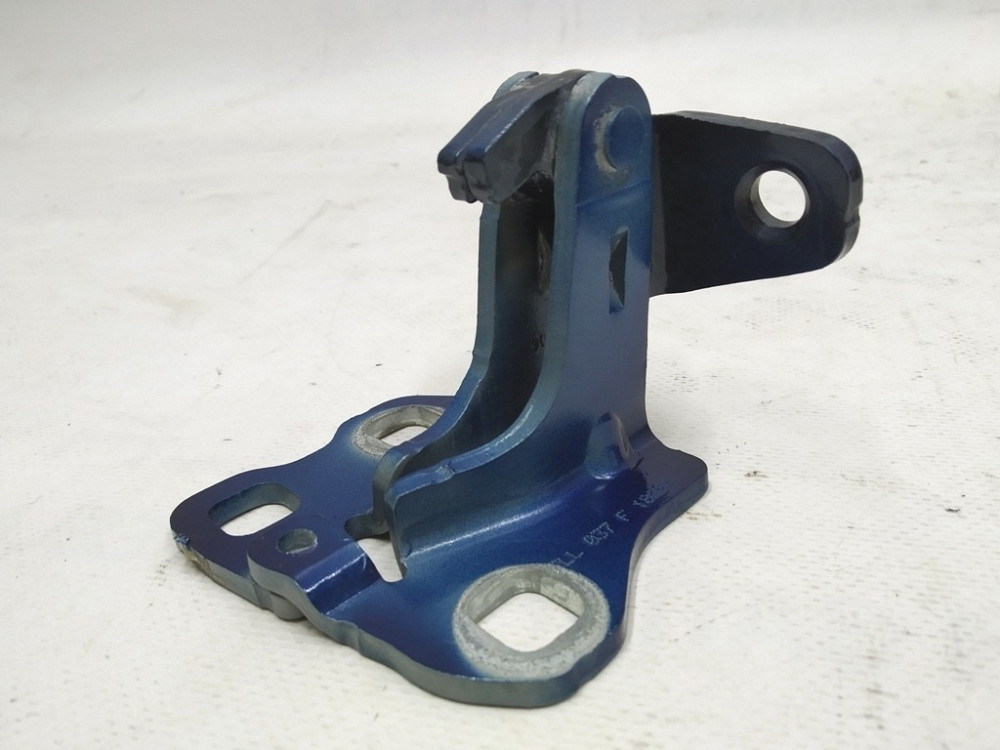 Петля двери передней левой нижняя PPSB Tesla model 3 1101037-00-F Киев - изображение 3