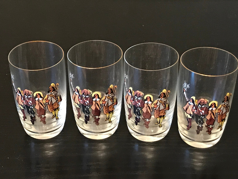 Набоp стеклянных стаканчиков с изображением 4-х мушкетеров. Дніпро - зображення 6