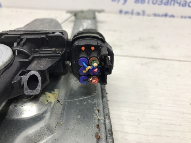 Стеклоподъемник задний правый Mitsubishi Pajero Wagon 4 3.2 ДИЗЕЛЬ 4M41 2006 (б/у) Київ - зображення 3