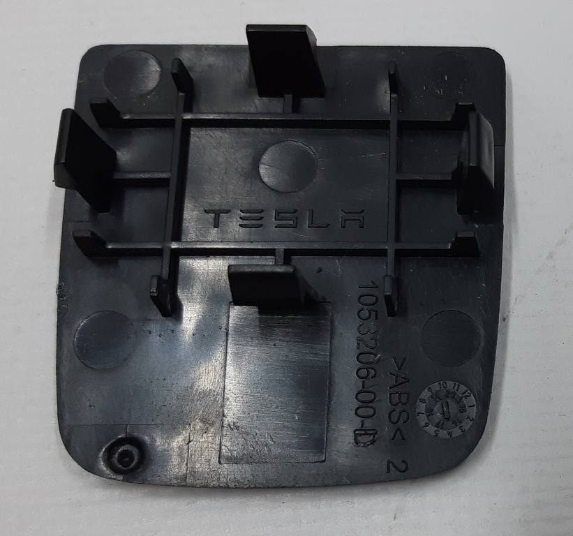Заглушка облицовки крышки багажника Tesla model X 1053206-00-D Київ - зображення 2