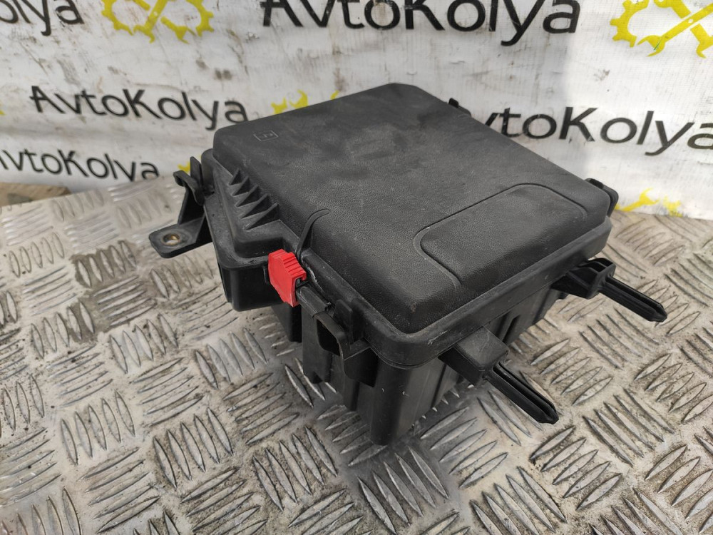 Корпус блока предохранителей Renault Megane III 2008-2015 Ковель - изображение 1