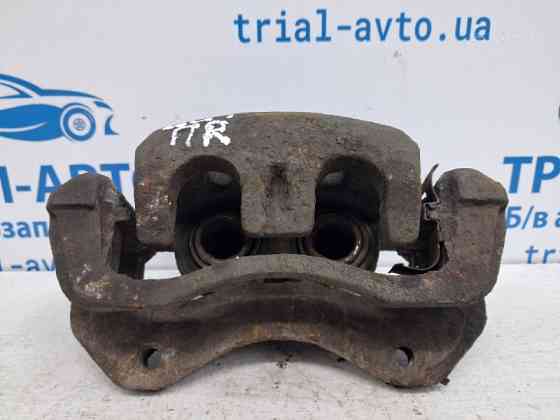 Суппорт передний правый Mitsubishi Outlander CU 2.4 БЕНЗИН 4G69 2003 (б/у) Киев