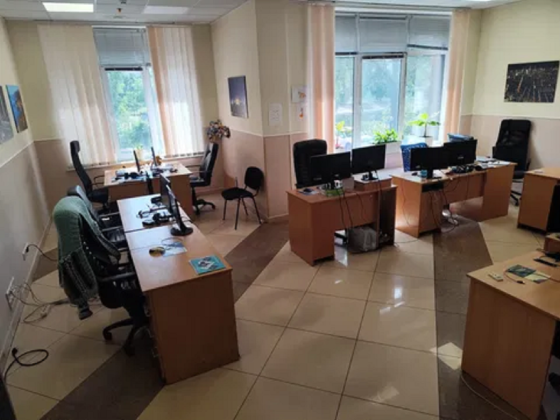 Лівобережна метро,вул Ованеса Туманяна 15А, ЖК Лазурний Бріз, офіс 75м Київ