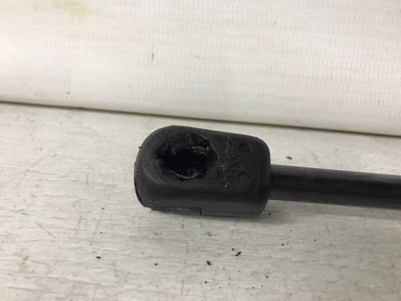 Амортизатор капота Chevrolet Captiva 2006-2011 96624422 (Арт. 59611) Київ - зображення 3