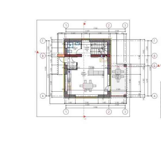 Приватний будинок у Микуличині . Закрита територія . 1 лінія від річки Ивано-Франковск