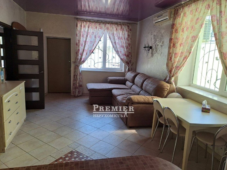 Будинок з ремонтом на Хаджибеївському лимані Одеса - зображення 1