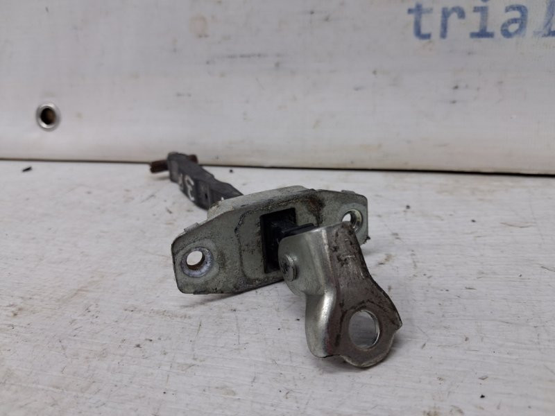 Ограничитель двери задний правый Suzuki SX4 1 2.0 БЕНЗИН J20A 2006 (б/у) Киев - изображение 2