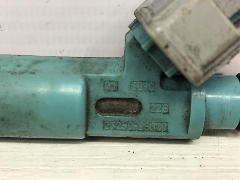 Форсунка топливная Toyota Camry XV30 2.4 БЕНЗИН 2AZFE 2001 (б/у) Київ - зображення 3