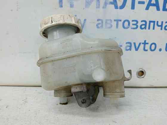 Бачок главного тормозного цилиндра Mitsubishi Lancer 2003-2009 MR569039 (Арт. 61391) Киев