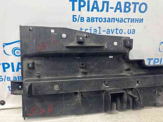 Дефлектор радиатора верхний Jeep Cherokee KL 3.2 БЕНЗИН EHK 2013 (б/у) Київ