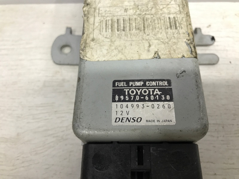Блок управления топливным насосом Toyota Land Cruiser J100 1998 (б/у) Киев - изображение 3