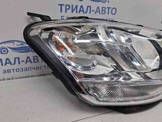 Фара правая галоген SsangYong Korando C200 2.0 DIESEL D20DT 2010 (б/у) Київ