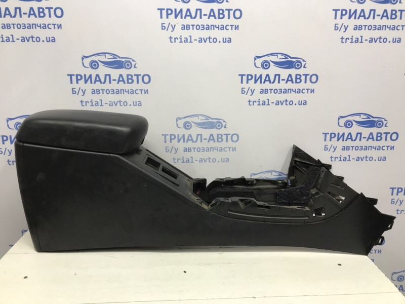 Подлокотник Toyota RAV 4 A30 2.0 БЕНЗИН 1AZFE 2005 (б/у) Київ - зображення 1