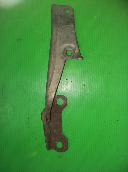 Петля капоту ліва MB549686 Міцубісі Ланцер 92р.в. оригінал Вінниця - зображення 2