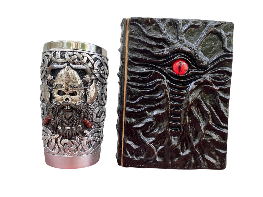 Подарочный набор Стакан 3 Викинг Рыцарь и Блокнот 3 «Книга, что смотрит в ответ» Київ - зображення 1