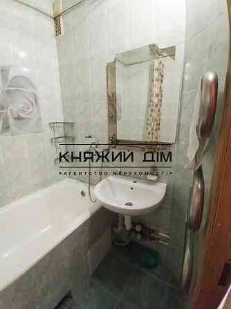 Аренда: 2 ком. разд. на Бажана м Харьковская и Позняки 7 минут пешком. №11193936 Киев