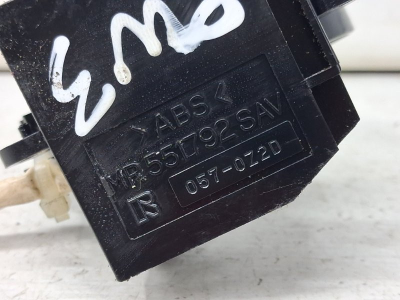 Датчик угла поворота руля Mitsubishi Pajero Wagon 3 3.2 ДИЗЕЛЬ 4M41 1999 (б/у) Киев - изображение 3