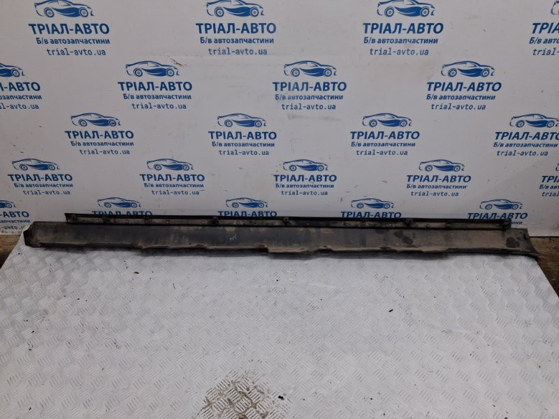 Накладка порога внешняя левая Toyota Avensis T25 2.2 DIESEL 2ADFTV 2002 (б/у) Київ - зображення 3