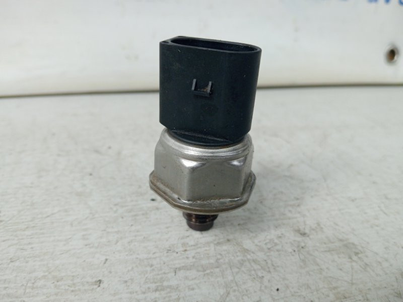 Датчик давления топлива в рейке Infiniti Q50 V37 2.2 DIESEL OM651 2013 (б/у) Київ - зображення 1