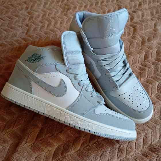 Новые кроссовки мужские демисезонные Nike air Jordan 1 retro SILVER WHITE кожа В'етнам Вінниця